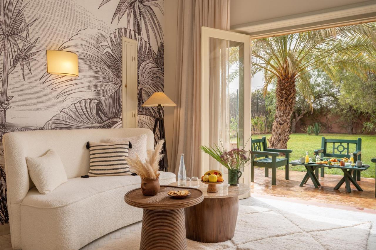 Executive Suite,1386278192:JPEG