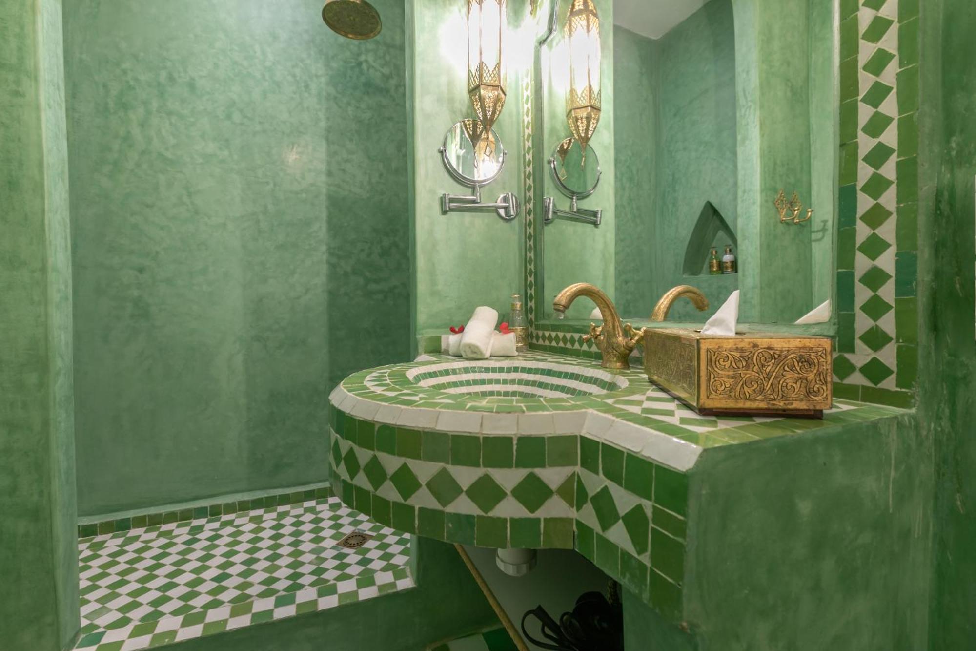 Deluxe Double Room,1520971723:JPEG