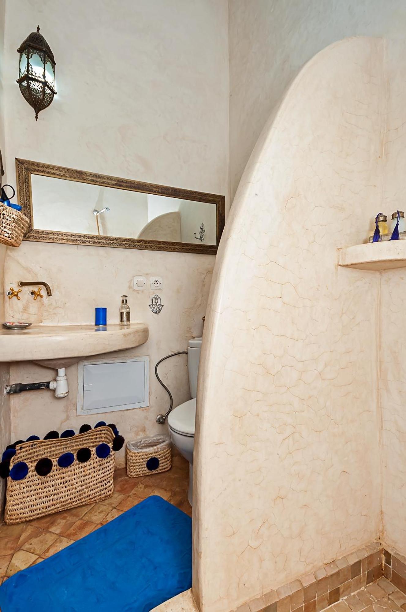 Comfort Double Room with Shower - Lalla-Marakchia