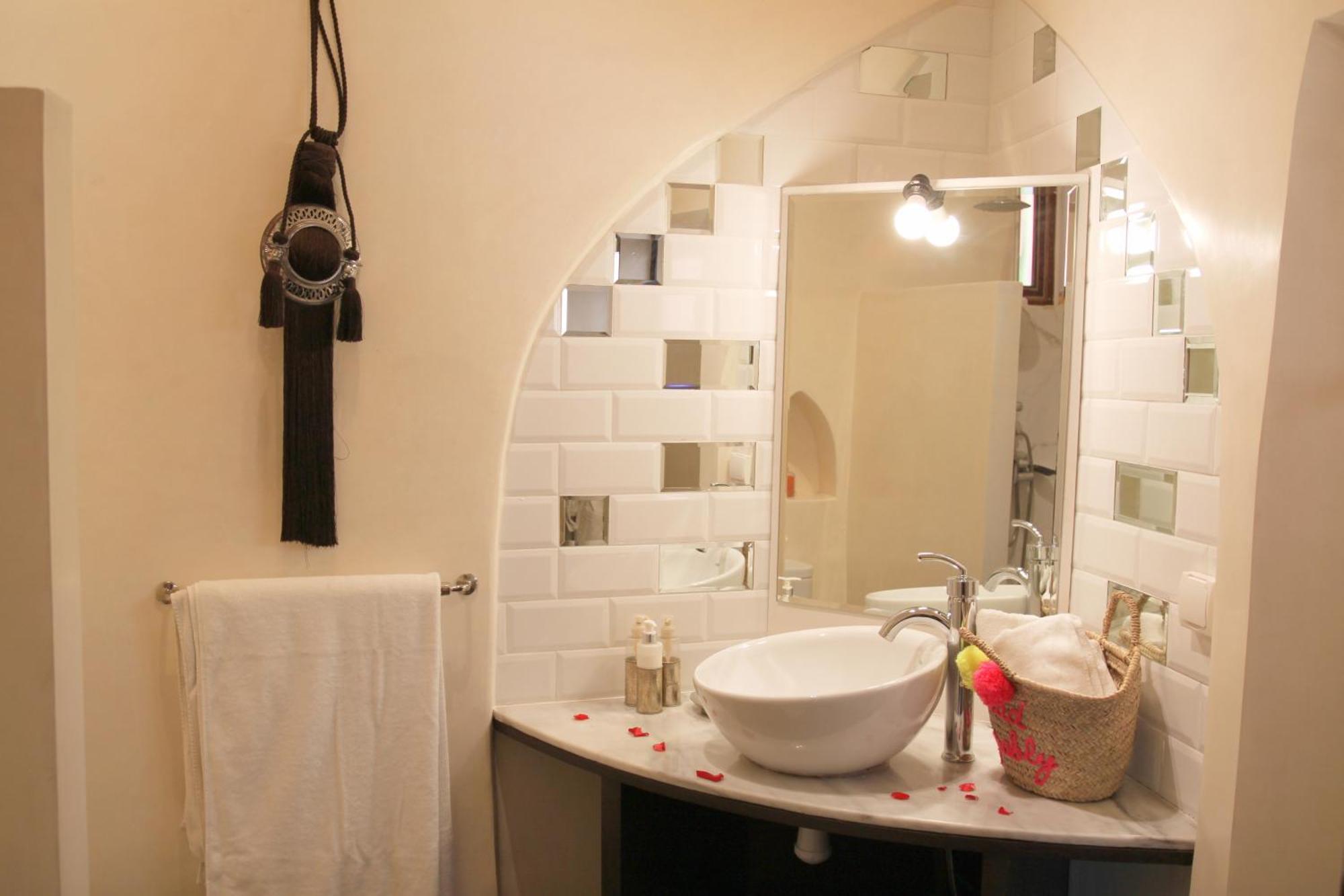 Standard Double Room,1613414925:JPEG