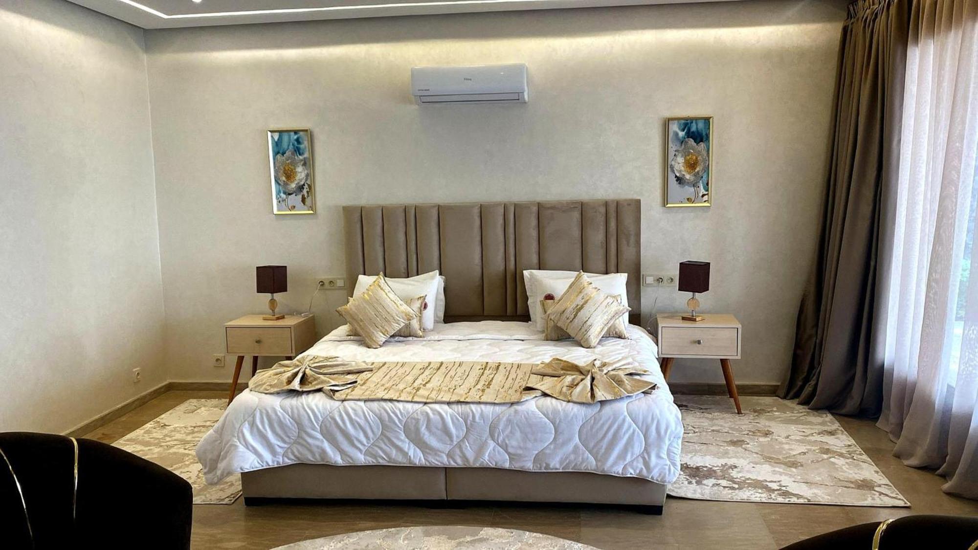Junior Suite with Pool View