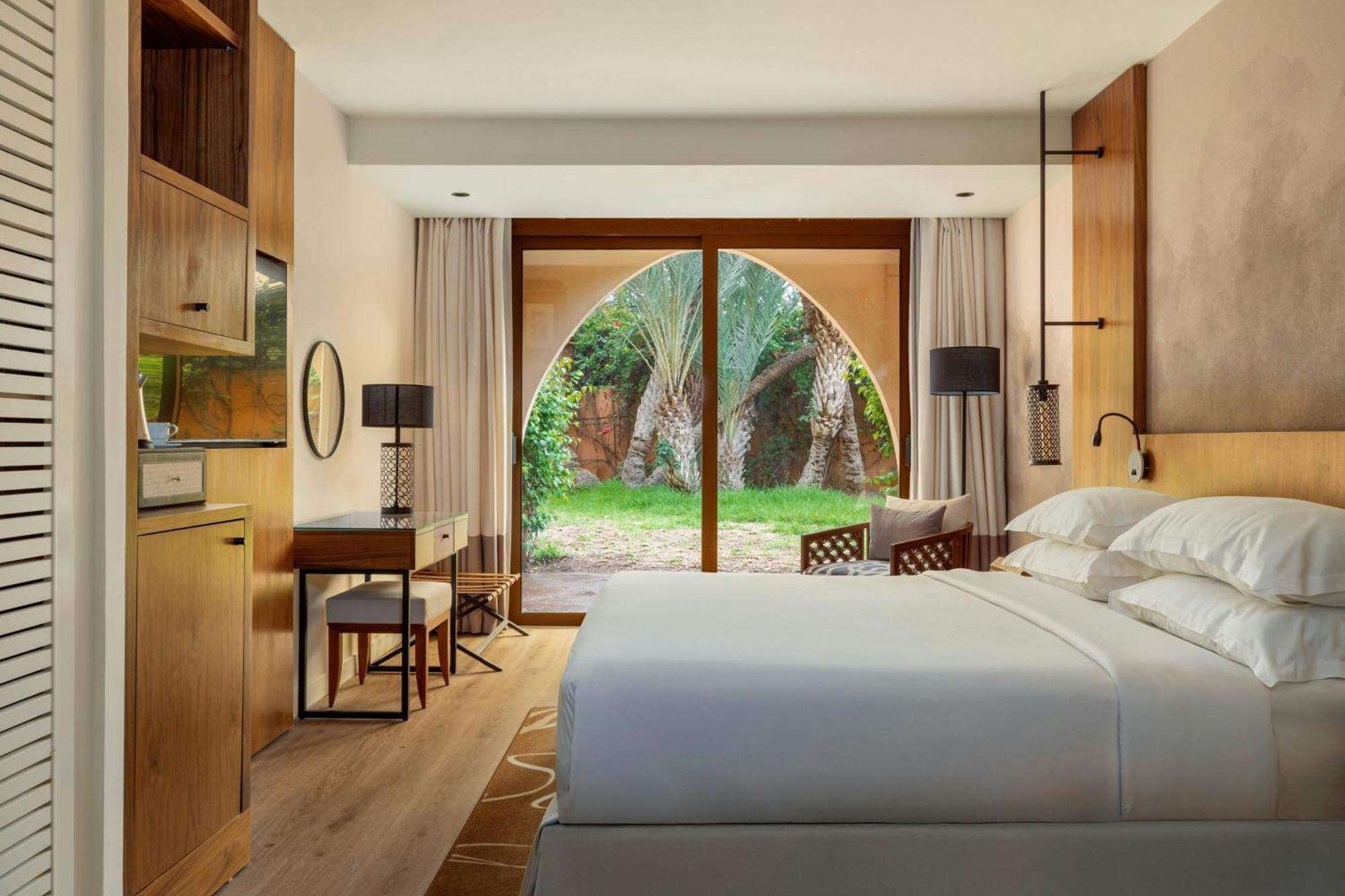 Grand Deluxe King Room Terrace
