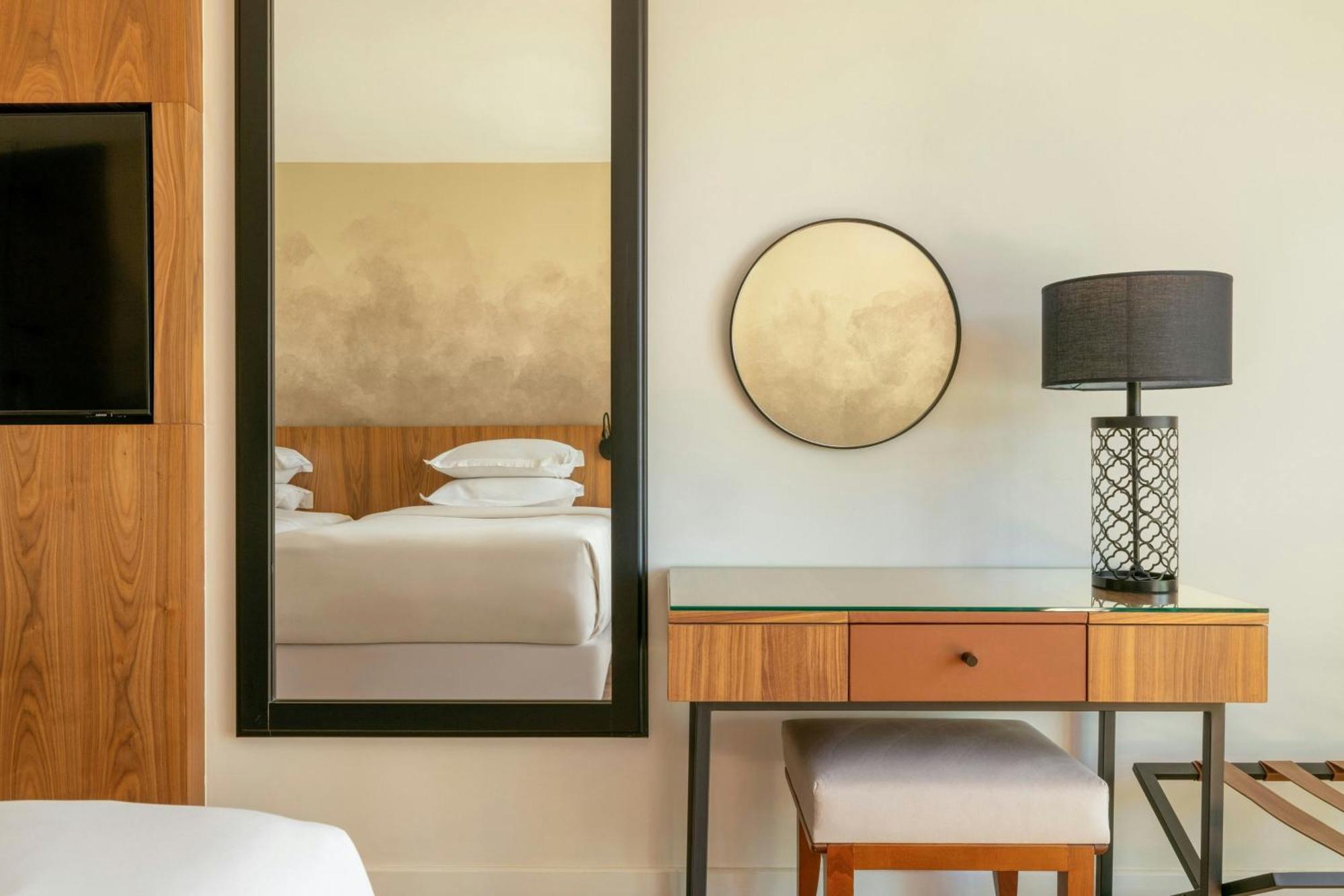 Grand Superior Twin Room Garden View