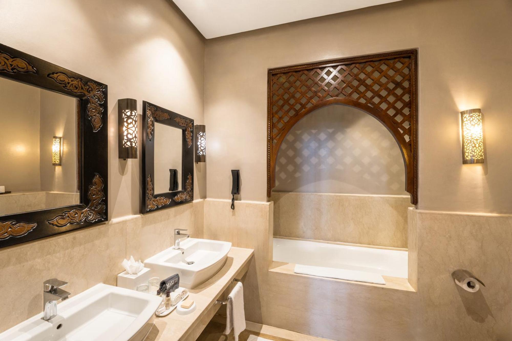 Golf Club Suite - King,1689907805:JPEG