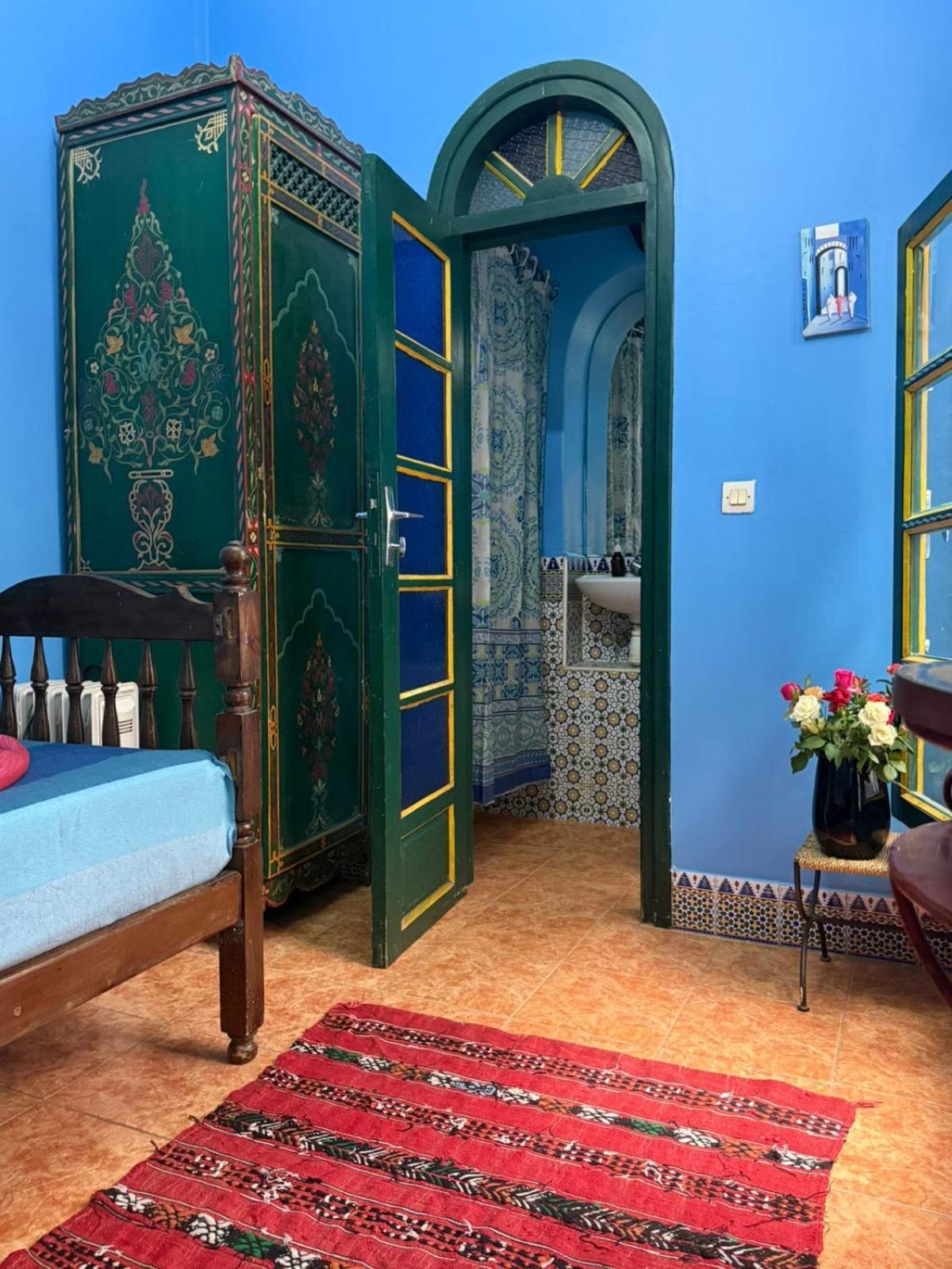 Single Room with Private Bathroom