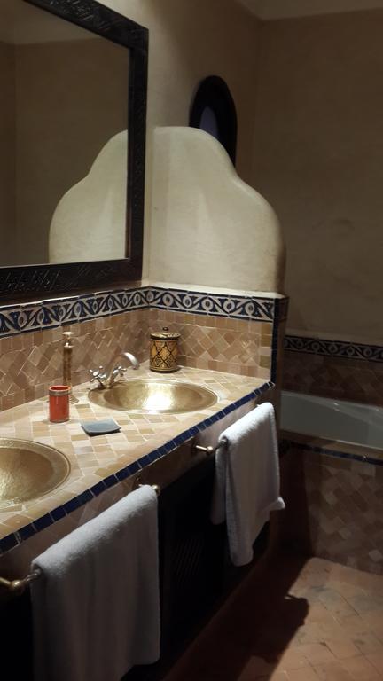 Standard Double Room,254406497:JPEG