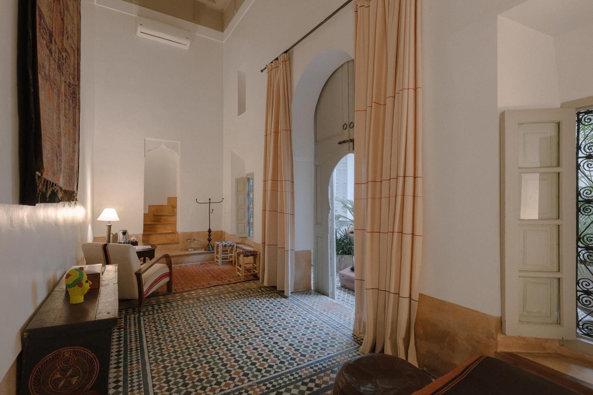 Standard Double Room,1742787327:JPEG