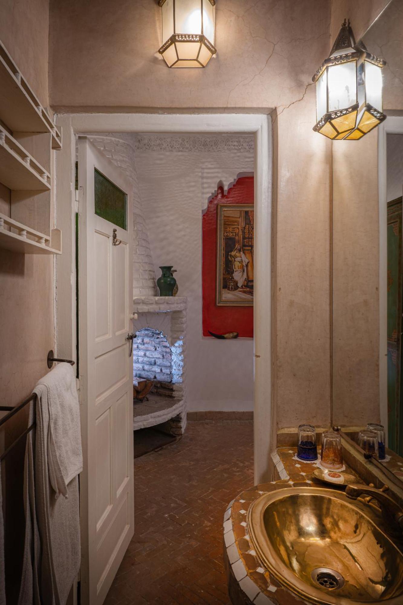 Sakina Junior suite