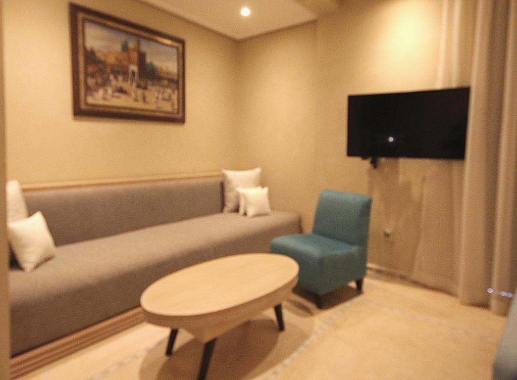 Standard Twin Room Sofa