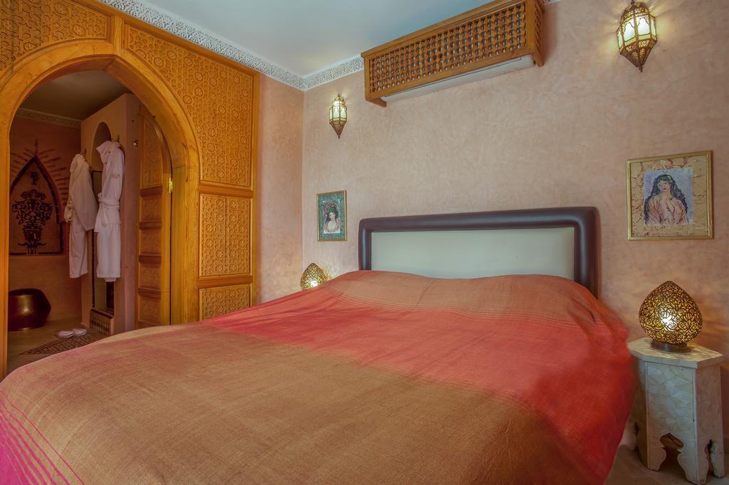 Standard Double Room,410394297:JPEG