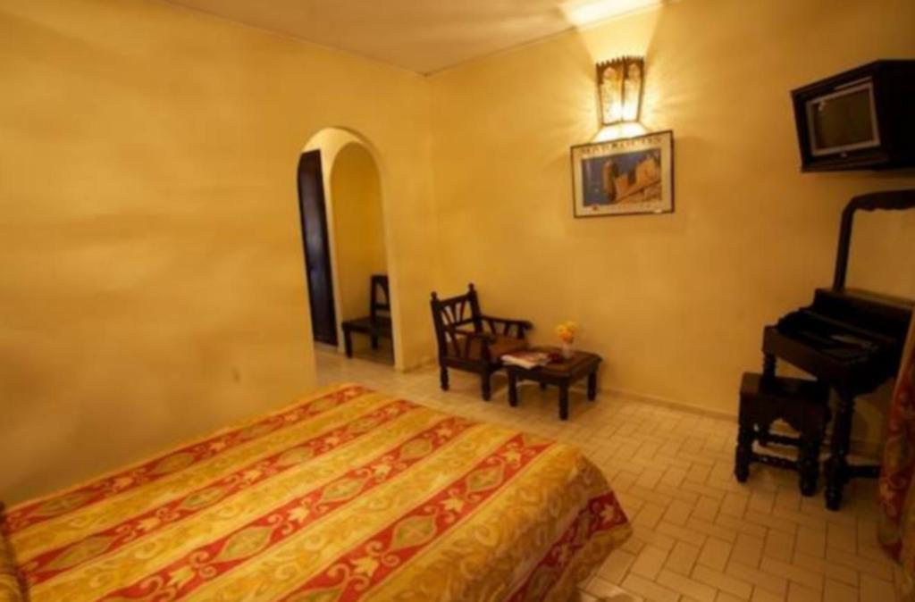 Standard Single Room,64075660:JPEG