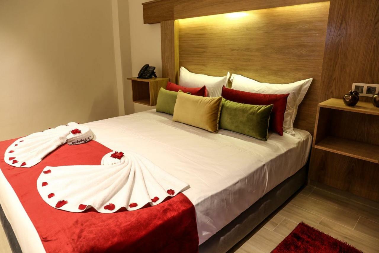 Single Room with Shower,835237415:JPEG