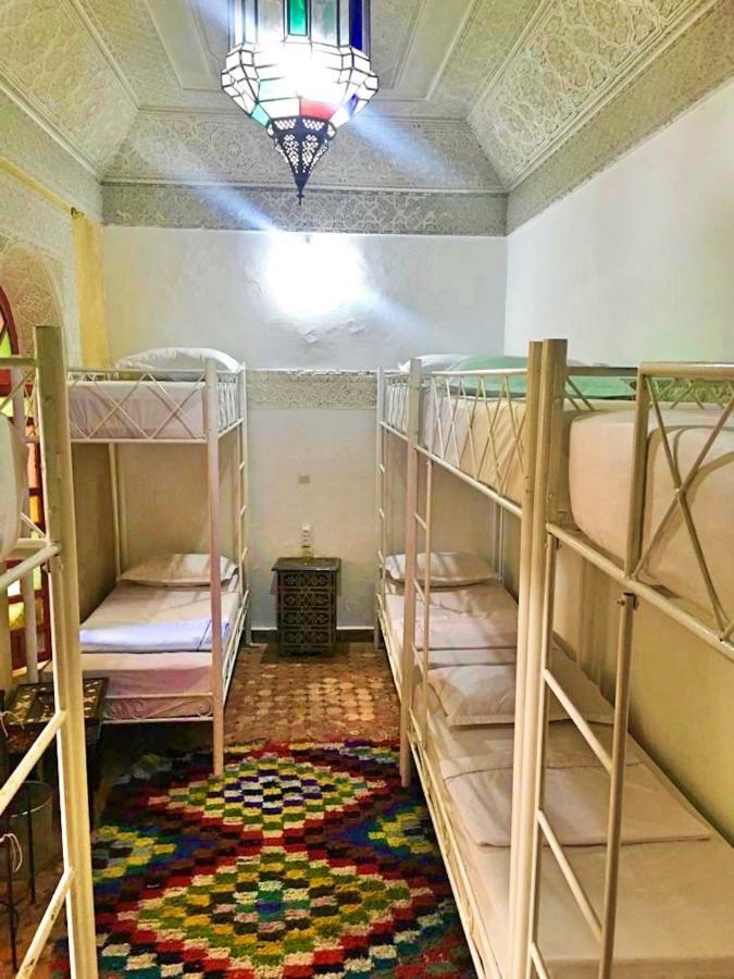 Bett im gemischten Schlafsaal mit 10 Betten
