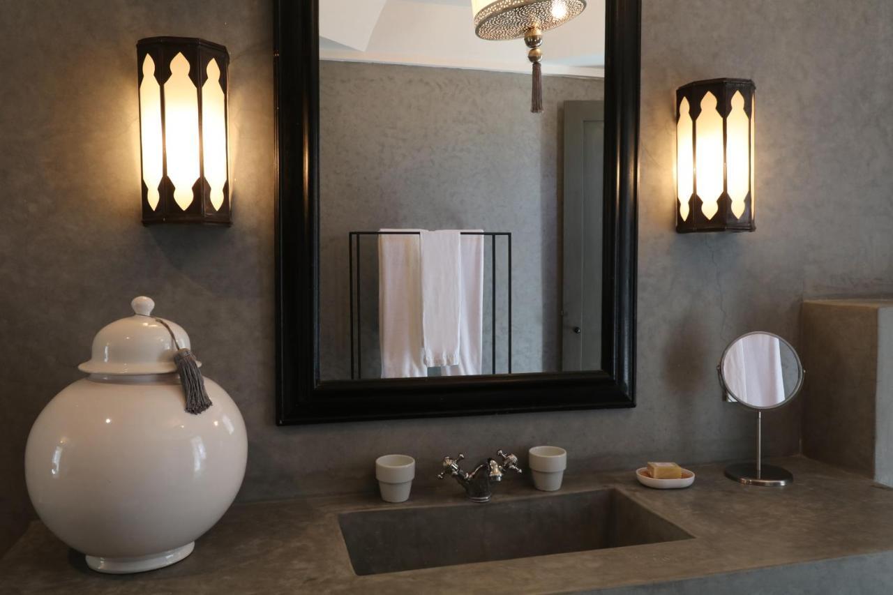 Double Room with Balcony,942908953:JPEG