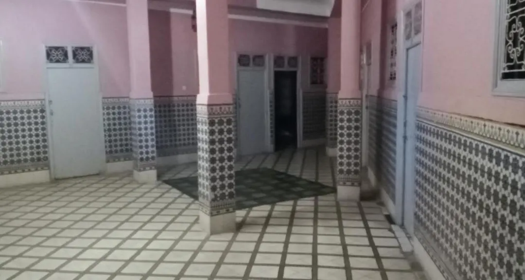 Hotel Des Amis-1