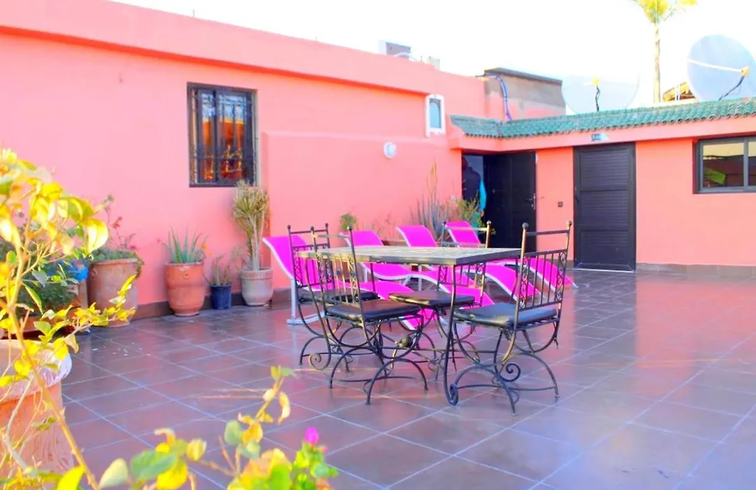 Riad Miramare Pour Familles-1
