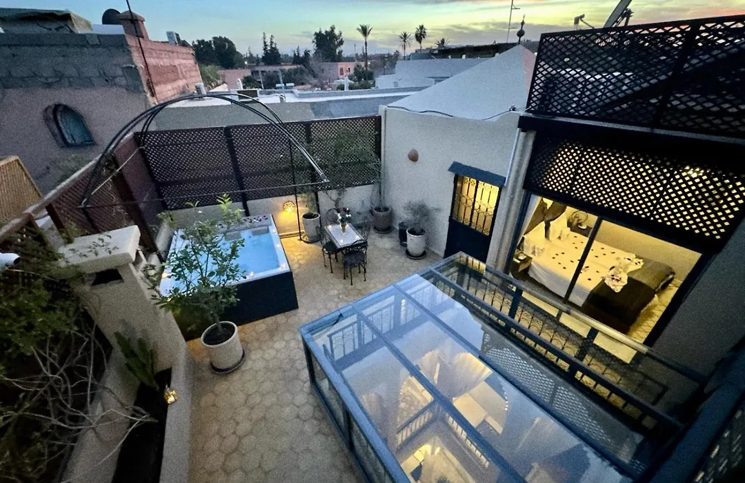 Riad Art De Vivre Avec Jacuzzi-1
