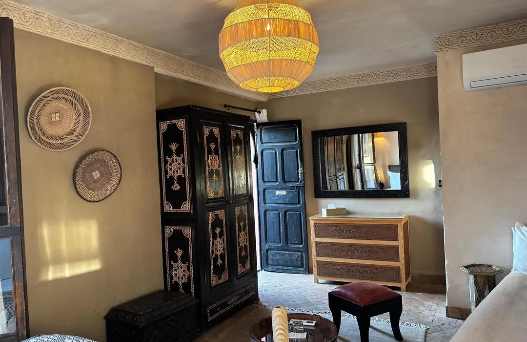 Riad Aya-1