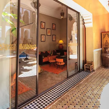 Riad Nabila-2