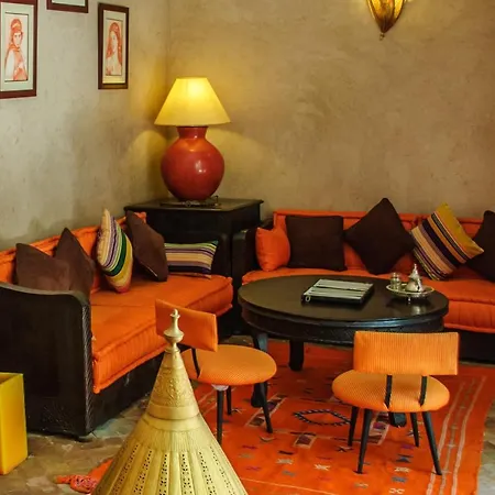Riad Nabila-3