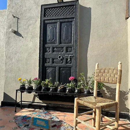 Riad Hna Ben Saleh - Traditional Guest House Near Jemaa El-Fnaa Square-2