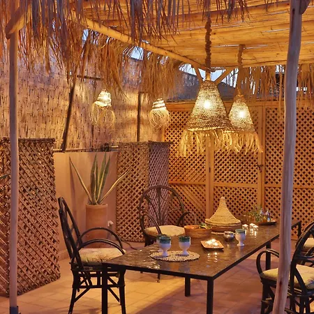 Riad Naanaa Bed & Breakfast-3