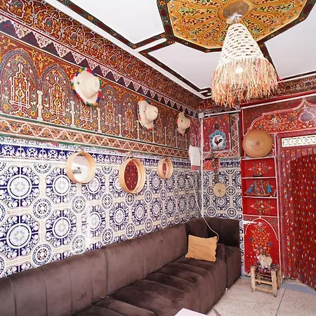 Hostel Essassi 23-2