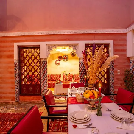 Riad Le Graff Pink-2
