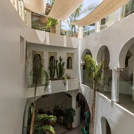 Riad Dar Blanche & Spa-3