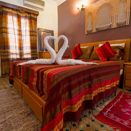 Riad Salma Restaurant Spa-3