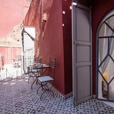 Riad Les Jardins D'Henia-3