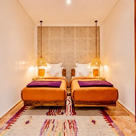 Riad 103 Chelsea Pool And Hammam-3