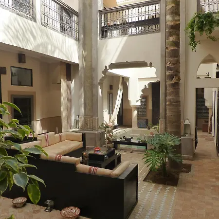 Riad 5 Sens-2