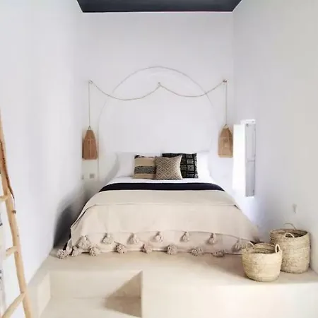 Riad Shiraz Private House Pool & Hammam-2