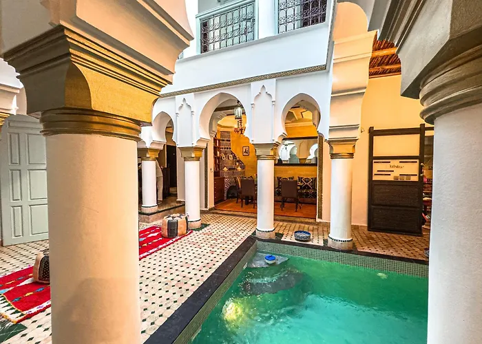 Riad L'Orchidée Suites&Spa Marrakesh Con una pista da Golf