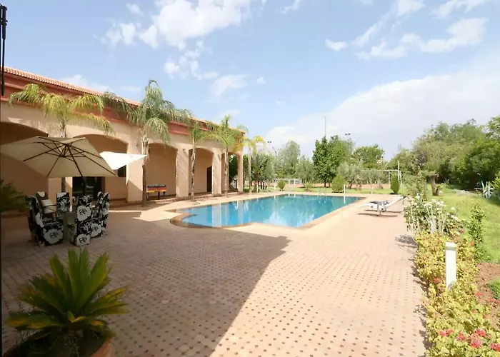 Maison D'Hote Oceania Marraquexe com Piscina